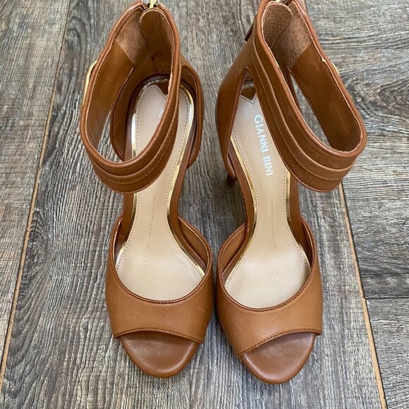 Gianni Bini Leather Ankle Strap Heel Size 6.5 Brown 5 in Zip Back Platform - Picture 2 of 16